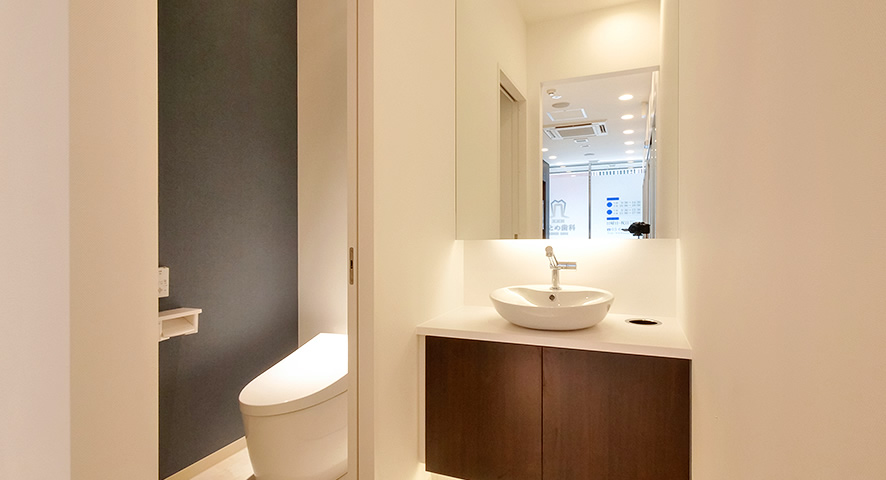 株式会社ミイワス｜Works/Dental Clinic